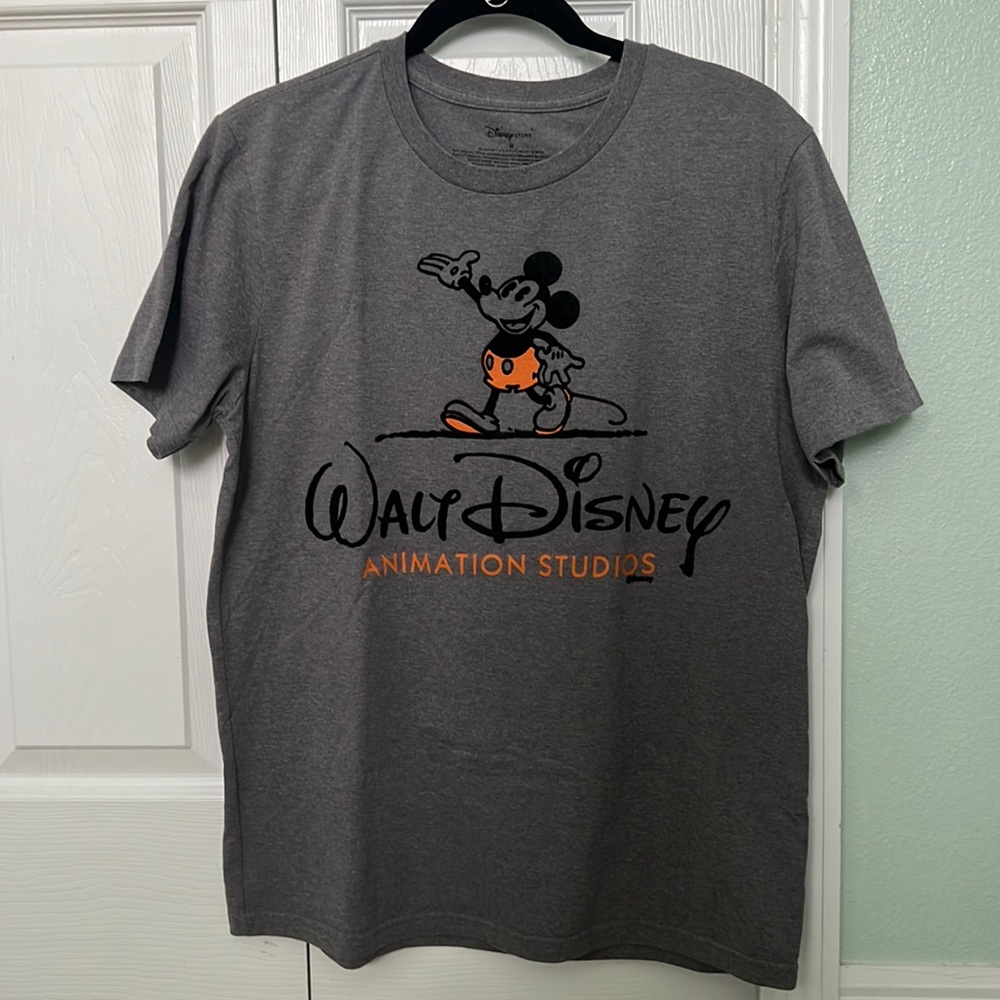Walt Disney Animation Studios T-shirt M
